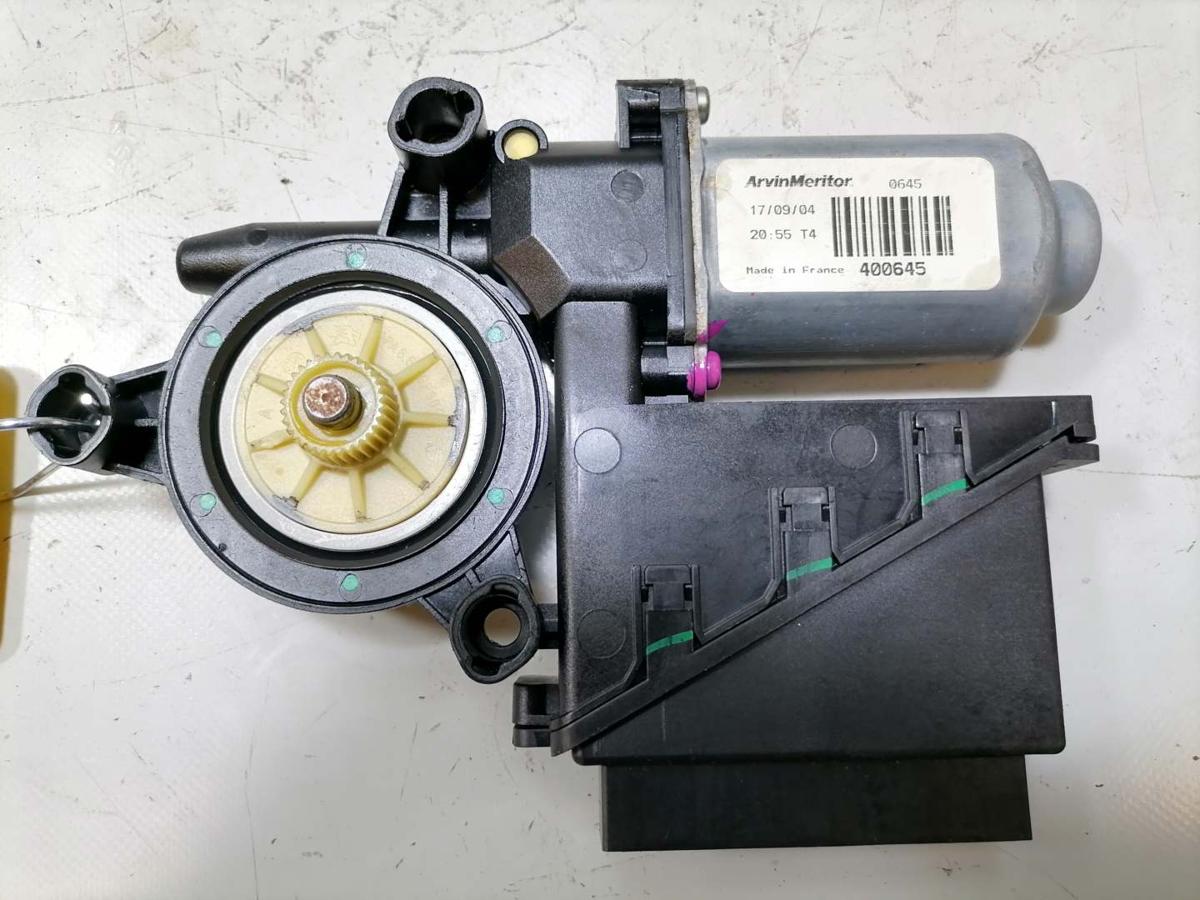 VW Polo 9N1 original Fensterhebermotor vorn links Bj.2004
